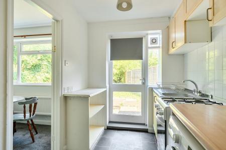 1 bedroom Flat to let in Brookfield Crescent, Oxford, OX3