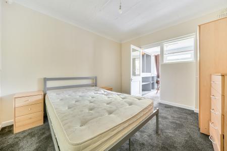 1 bedroom Flat to let in Brookfield Crescent, Oxford, OX3