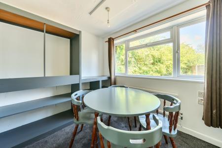 1 bedroom Flat to let in Brookfield Crescent, Oxford, OX3
