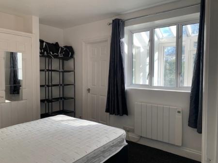 1 bedroom Flat to let in Donnington Bridge Road, Oxford, OX4