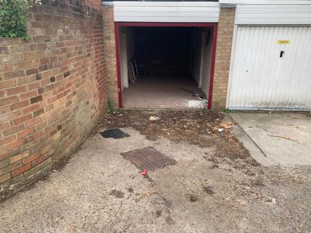 0 bedroom Garages to let in Green Ridges, Headington, Oxford, OX3