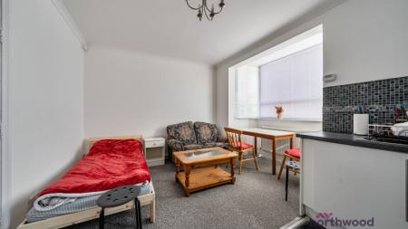 1 bedroom Flat for sale in Sheldon Way, Oxford, OX4