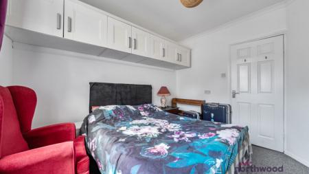 1 bedroom Flat for sale in Sheldon Way, Oxford, OX4