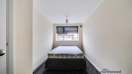 2 bedroom Flat to let in Long Lane, Littlemore, Oxford, OX4