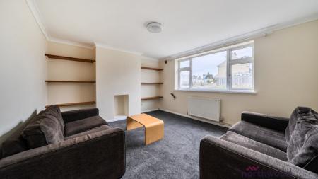2 bedroom Flat to let in Long Lane, Littlemore, Oxford, OX4