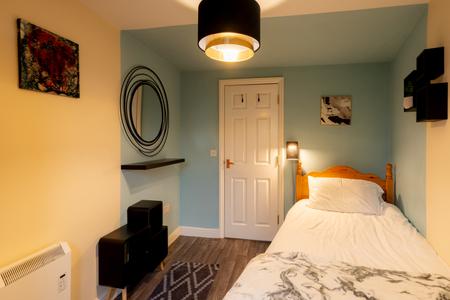 2 bedroom Flat to let in Green Road, Risinghurst, Oxford, OX3