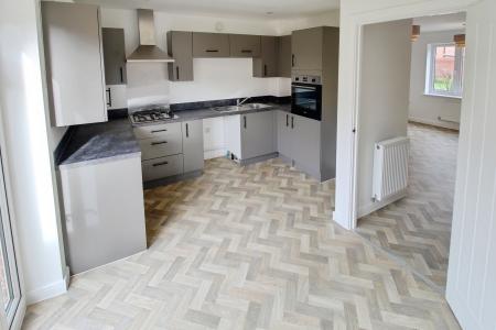 3 bedroom Semi-detached house to let in Baldock Drive, Bourne, PE10