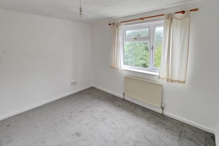 4 bedroom Semi-detached house for sale in Poplar Avenue, Dogsthorpe, Peterborough, PE1