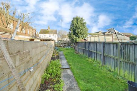 2 bedroom Terraced House for sale in Clarence Road, Millfield, Peterborough, PE1