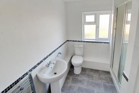 5 bedroom Detached house to let in Ledbury Road, Netherton, Peterborough, PE3