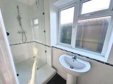 5 bedroom Detached house to let in Ledbury Road, Netherton, Peterborough, PE3