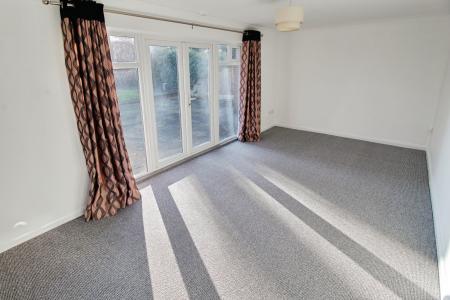 5 bedroom Detached house to let in Ledbury Road, Netherton, Peterborough, PE3