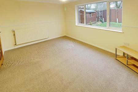 3 bedroom Terraced House to let in Outfield, North Bretton, Peterborough, PE3