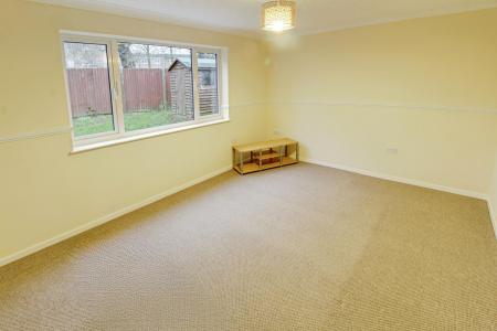 3 bedroom Terraced House to let in Outfield, North Bretton, Peterborough, PE3