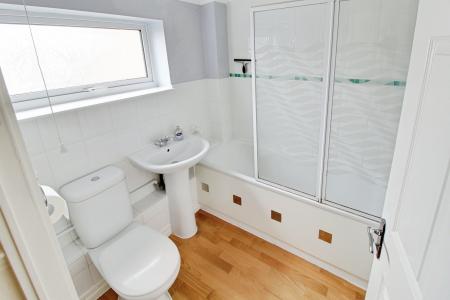 3 bedroom Terraced House to let in Outfield, North Bretton, Peterborough, PE3