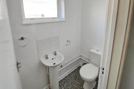 3 bedroom Terraced House to let in Crabtree, Paston, Peterborough, PE4