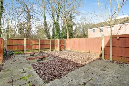 3 bedroom Terraced House to let in Crabtree, Paston, Peterborough, PE4