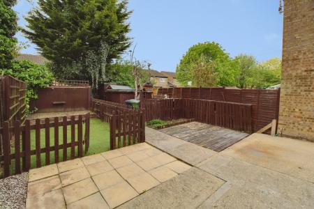 3 bedroom Terraced House to let in Appleyard, Stanground, Peterborough, PE2