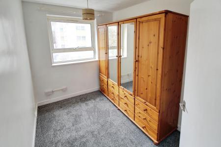 3 bedroom Flat to let in St Marys Court, Eastgate, Peterborough, PE1