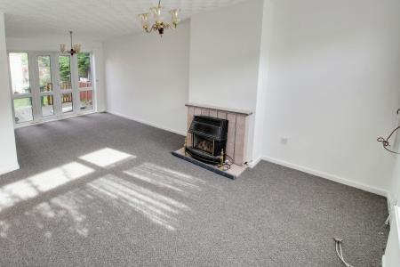 3 bedroom Semi-detached house to let in St Pauls Road, New England, Peterborough, PE1