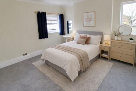 4 bedroom Semi-detached house to let in Oundle Road, Woodston, Peterborough, PE2