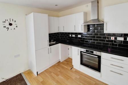 2 bedroom Flat to let in Swain Court, Woodston, Peterborough, PE2