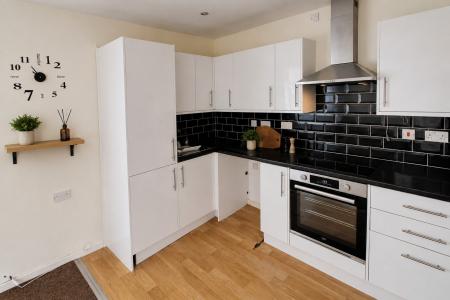 2 bedroom Flat to let in Swain Court, Woodston, Peterborough, PE2