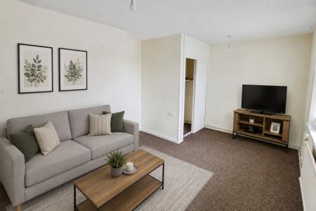 2 bedroom Flat to let in Swain Court, Woodston, Peterborough, PE2