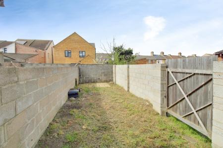 3 bedroom Terraced House for sale in Gladstone Street, Peterborough, PE1
