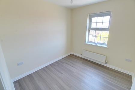3 bedroom Flat to let in Barley Mews, Woodston, Peterborough, PE2