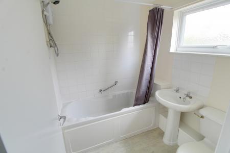 3 bedroom Semi-detached house to let in Middleton, Bretton, Peterborough, PE3