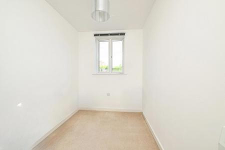 2 bedroom Flat for sale in Harn Road, Hampton Centre, Peterborough, PE7