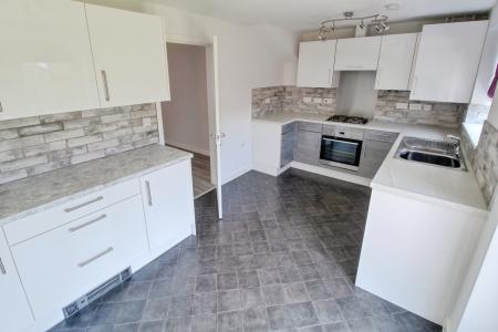 3 bedroom Semi-detached house to let in Saxonbury Way, Hempsted, Peterborough, PE2