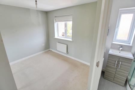 3 bedroom Semi-detached house to let in Saxonbury Way, Hempsted, Peterborough, PE2