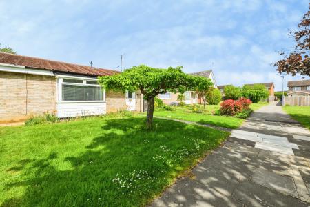 2 bedroom Bungalow for sale in Walcot Walk, Netherton, Peterborough, PE3