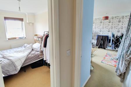 2 bedroom Flat to let in Overland Mews, Stanground, Peterborough, PE2