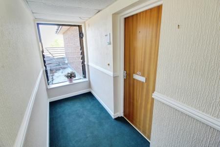 1 bedroom Flat to let in Bushfield, Orton Goldhay, Peterborough, PE2