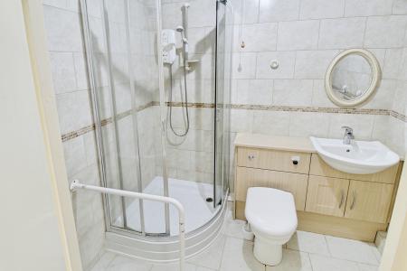 1 bedroom Flat to let in Bushfield, Orton Goldhay, Peterborough, PE2
