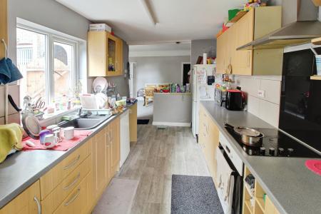 2 bedroom Terraced House for sale in Bishops Road, Eastfield, Peterborough, PE1