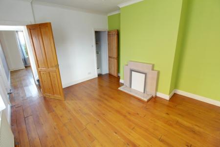 3 bedroom Semi-detached house to let in Gilpin Street, New England, Peterborough, PE1