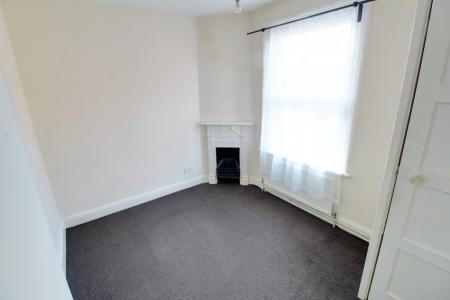 3 bedroom Semi-detached house to let in Gilpin Street, New England, Peterborough, PE1