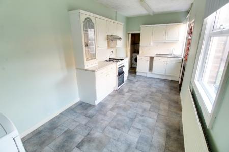 3 bedroom Semi-detached house to let in Gilpin Street, New England, Peterborough, PE1