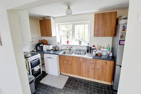 3 bedroom Maisonette for sale in Benland, Bretton, Peterborough, PE3