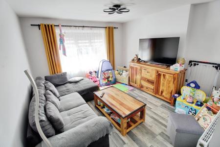 1 bedroom Flat to let in Appleyard, Stanground, Peterborough, PE2