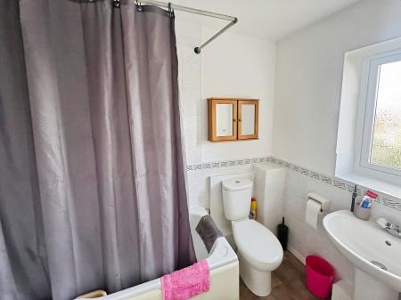 1 bedroom Terraced House to let in Primroses, Deeping St James, PE6