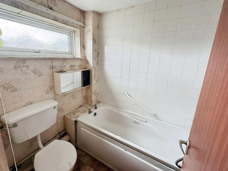 3 bedroom Terraced House for sale in Odecroft, Ravensthorpe, Peterborough, PE3