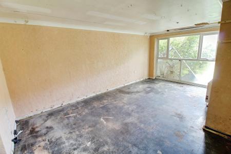 3 bedroom Terraced House for sale in Odecroft, Ravensthorpe, Peterborough, PE3