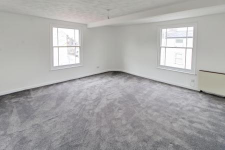 1 bedroom Flat to let in South Street, Crowland, PE6