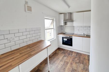 1 bedroom Flat to let in South Street, Crowland, PE6