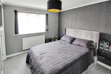4 bedroom Terraced House for sale in Chapman Avenue, West Town, Peterborough, PE3